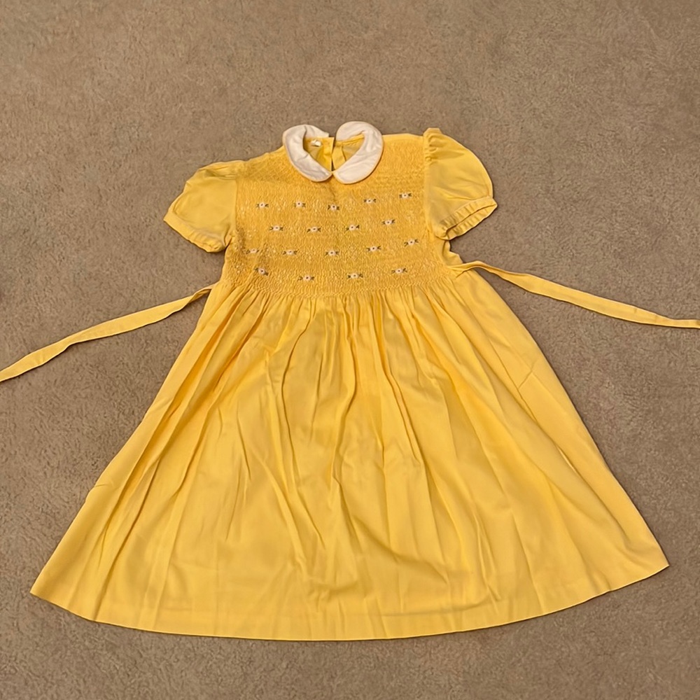French brand Brodé Main Madagascar; size 8 girls; yellow with white flowers